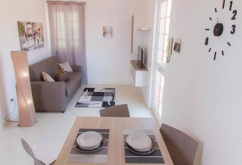 Hotelli Gelso Bianco Apartments