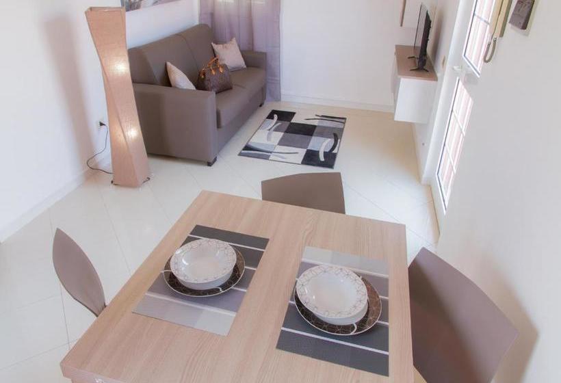 ホテル Gelso Bianco Apartments