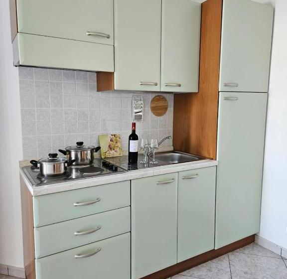 בית מלון כפרי Graceland Rooms And Suites