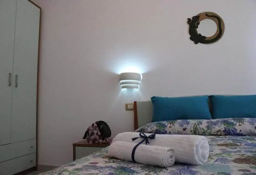 هتل Graceland Rooms And Suites