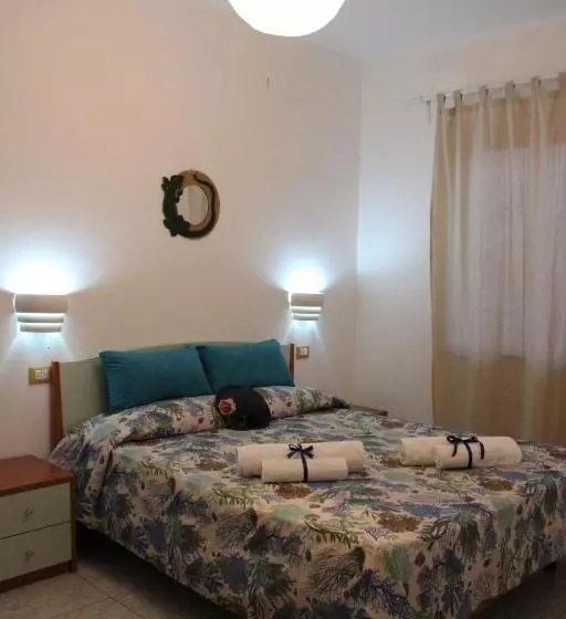 هتل Graceland Rooms And Suites