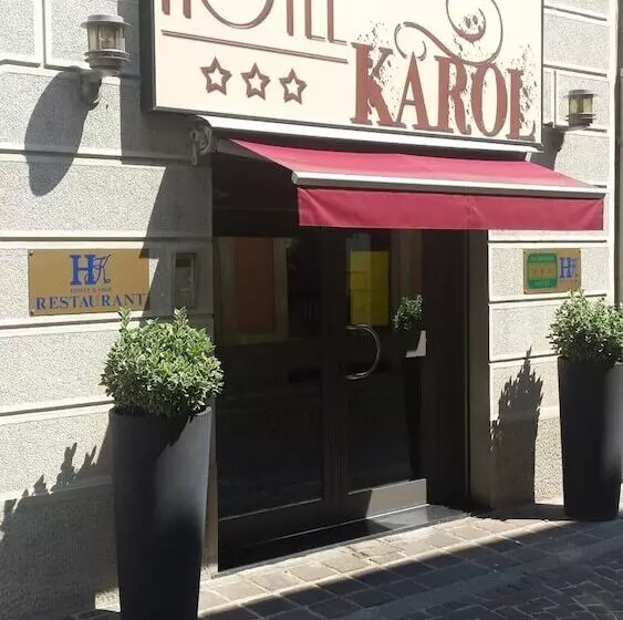 Hotelli Karol