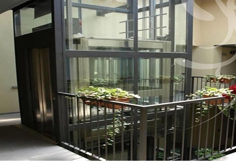 בית מלון כפרי Karol