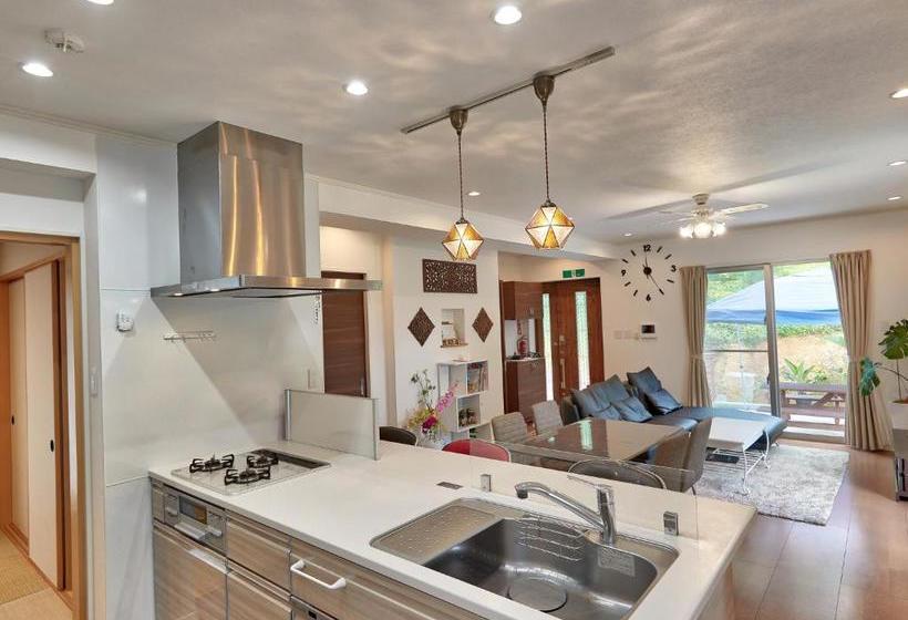 هتل The Pool Resort Villa Hastamanana