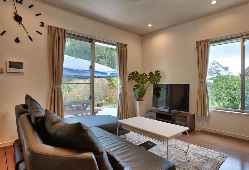 هتل The Pool Resort Villa Hastamanana