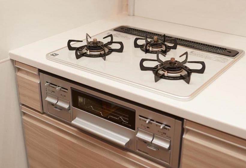 هتل The Pool Resort Villa Hastamanana