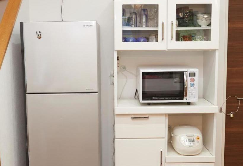 هتل The Pool Resort Villa Hastamanana