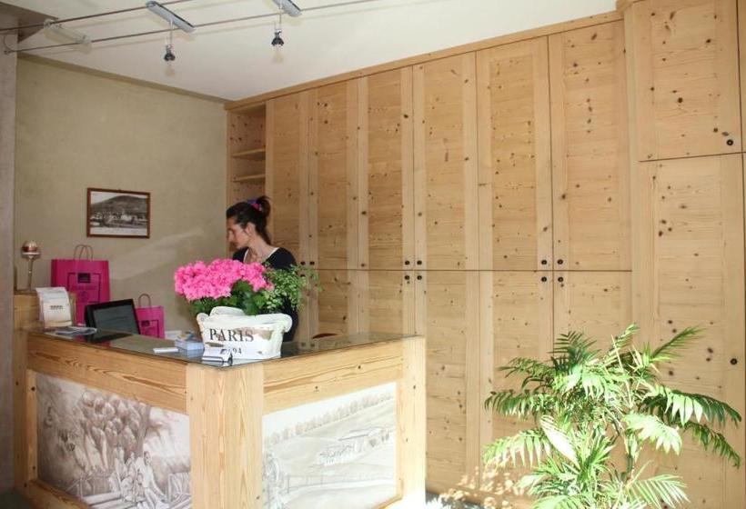 בית מלון כפרי Residence Pedranzini