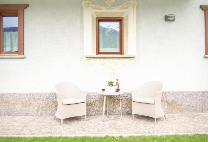 בית מלון כפרי Residence Pedranzini