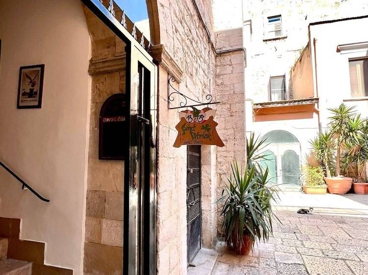 酒店 Saint Patrick Guest House