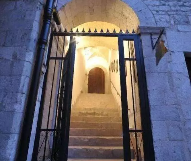 Hotelli Saint Patrick Guest House