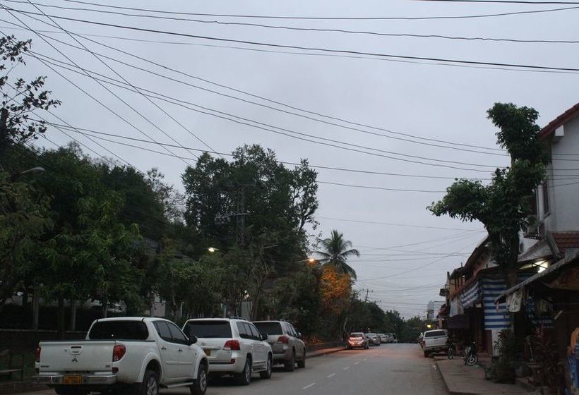 Отель Viengchalern Guesthouse