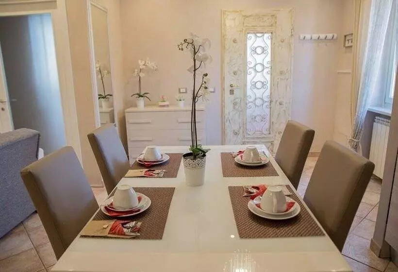 هتل Villa Erasi