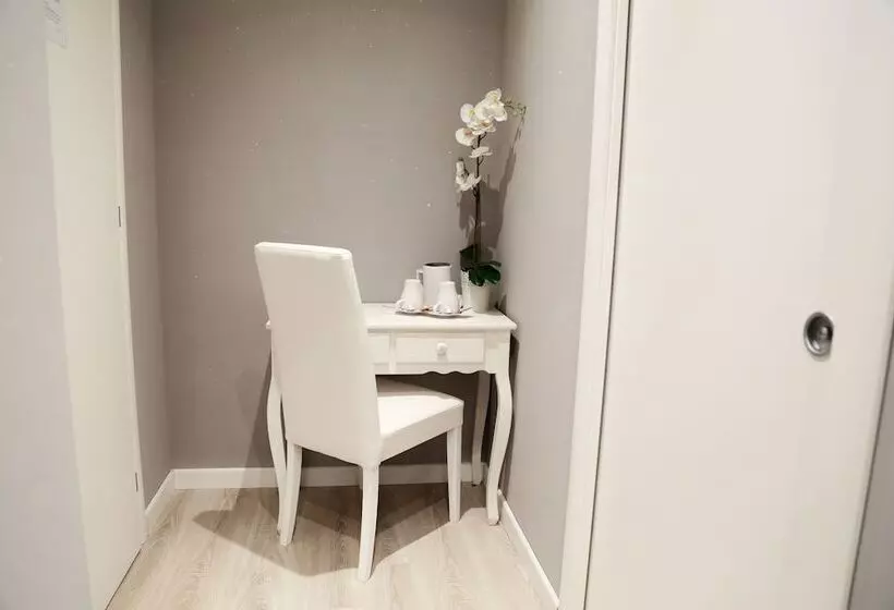هتل Villa Erasi