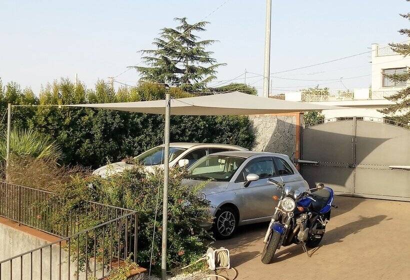 בית מלון כפרי Villa Feluchia Tra Il Mare E Il Vulcano