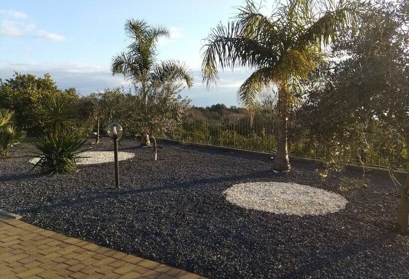 בית מלון כפרי Villa Feluchia Tra Il Mare E Il Vulcano