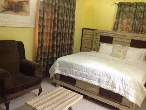 Beck Flo Hotel & Suites Ent