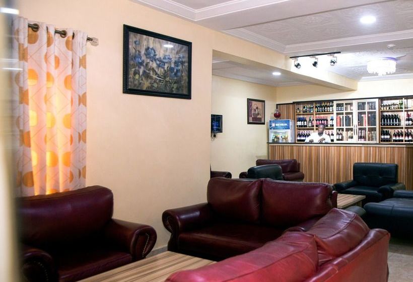 Beck Flo Hotel & Suites Ent