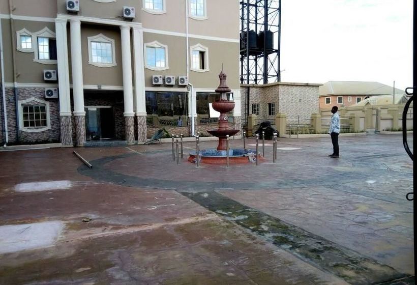 Beck Flo Hotel & Suites Ent