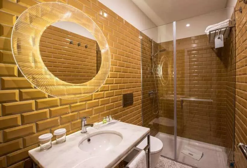 هتل Apartamentos The Arc Carris