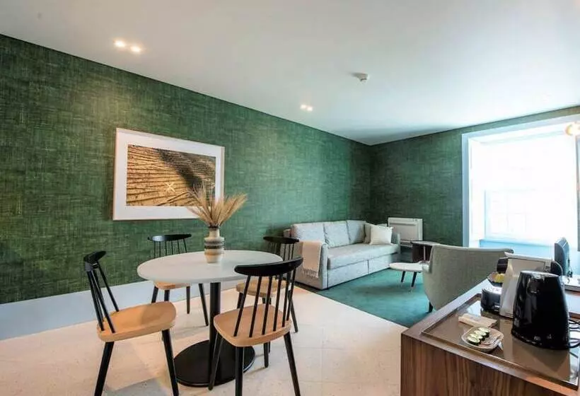 هتل Apartamentos The Arc Carris