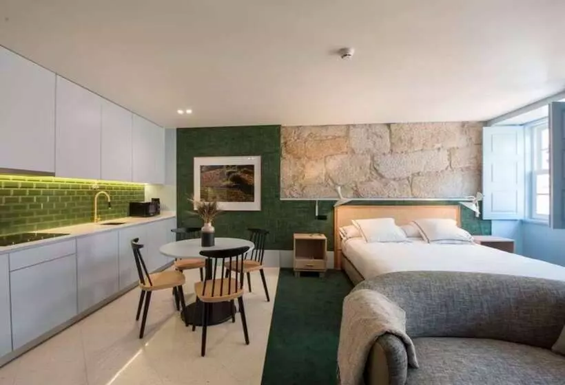 هتل Apartamentos The Arc Carris