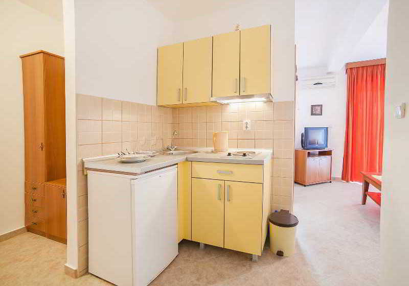 هتل Apartments Ivan