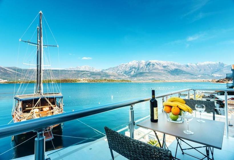 Hotel Apartments Monet