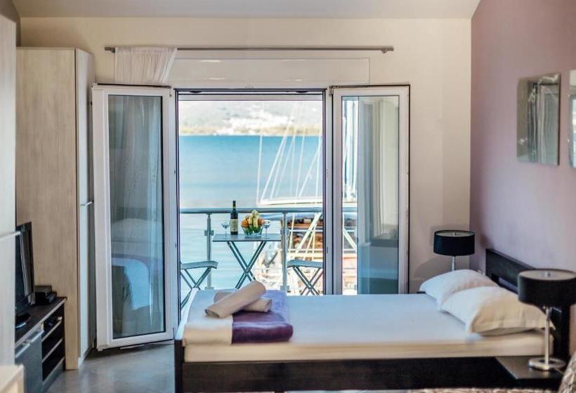 Hotel Apartments Monet