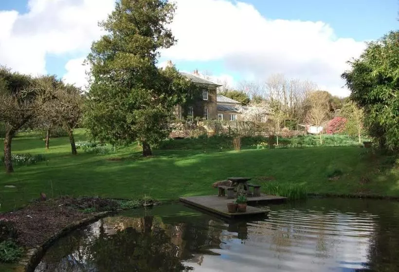 Hotelli Beachborough Country House