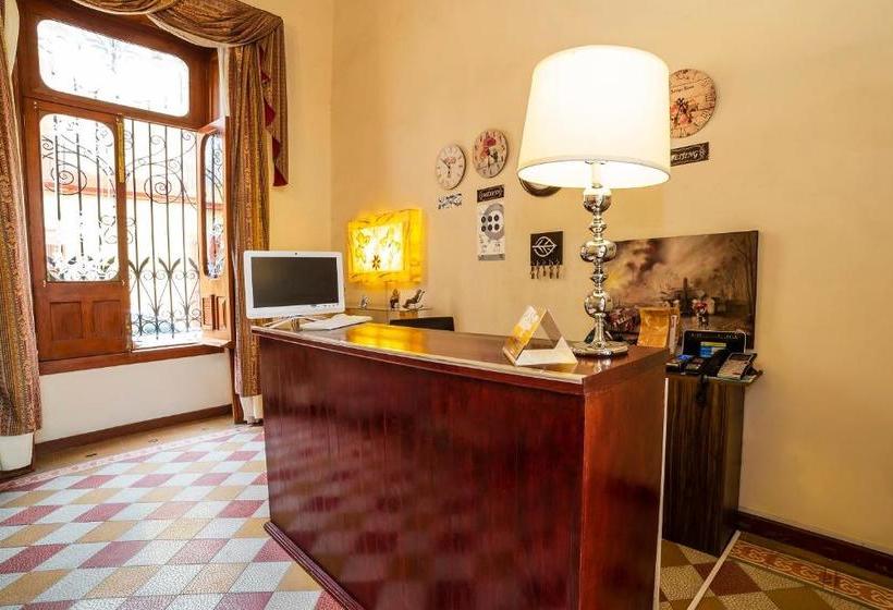 Hotel Collection O  Boutique Paulina