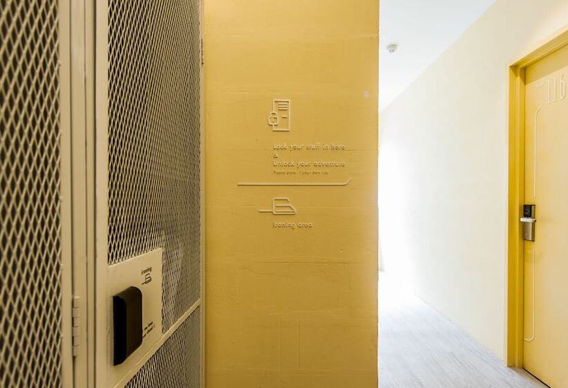 Bunk & Bilik Hotel Sri Petaling