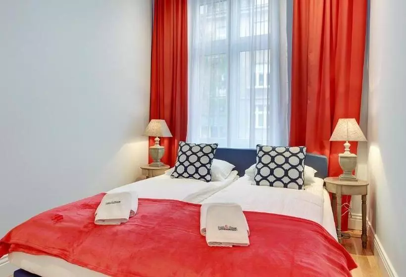 ホテル Dom & House Apartments Quattro Premium Sopot