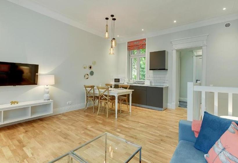 酒店 Dom & House Apartments Quattro Premium Sopot