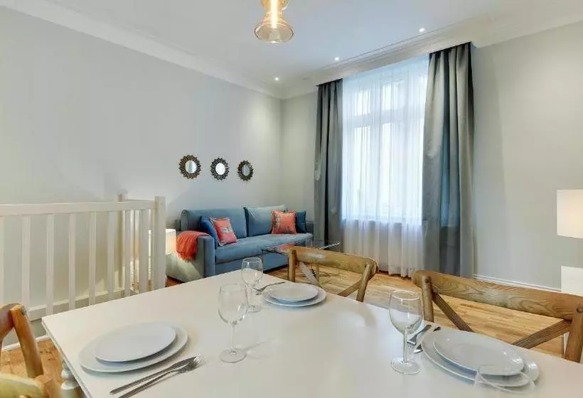 ホテル Dom & House Apartments Quattro Premium Sopot