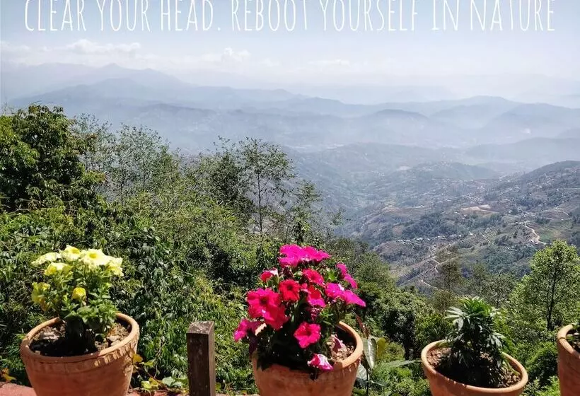 هتل Everest Manla Resort