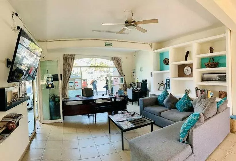 ホテル Hostal Bucerias