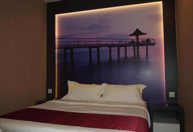 בית מלון כפרי Zamburger Legenda