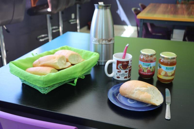 هتل Mahana Lodge Hostel & Backpacker