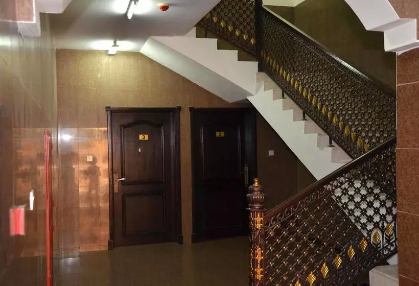 هتل Manazel Tayba Furnished Apartments