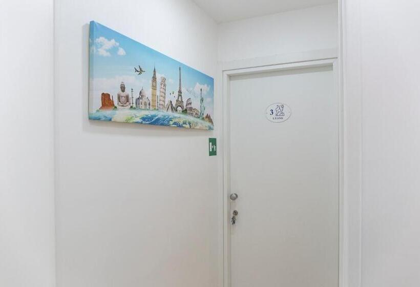 هتل Metronia Guest House