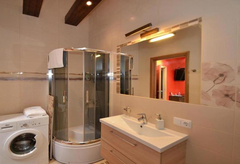 هتل Rentida Apartments