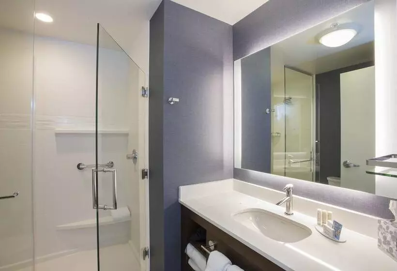 Hotelli Residence Inn By Marriott Cincinnati Midtown/rookwood