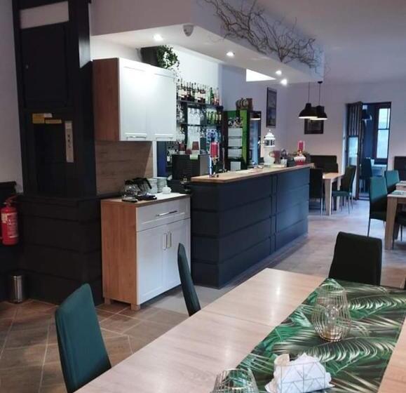 Отель Rezydencja Na Skrócie