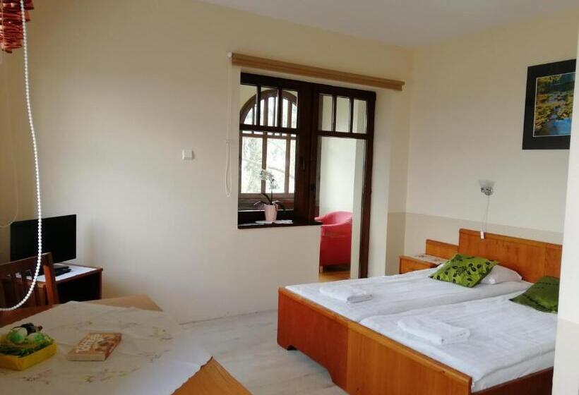 Отель Rezydencja Na Skrócie