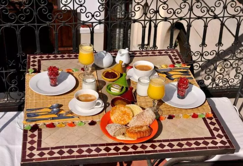 هتل Riad Le Clos Des Arts