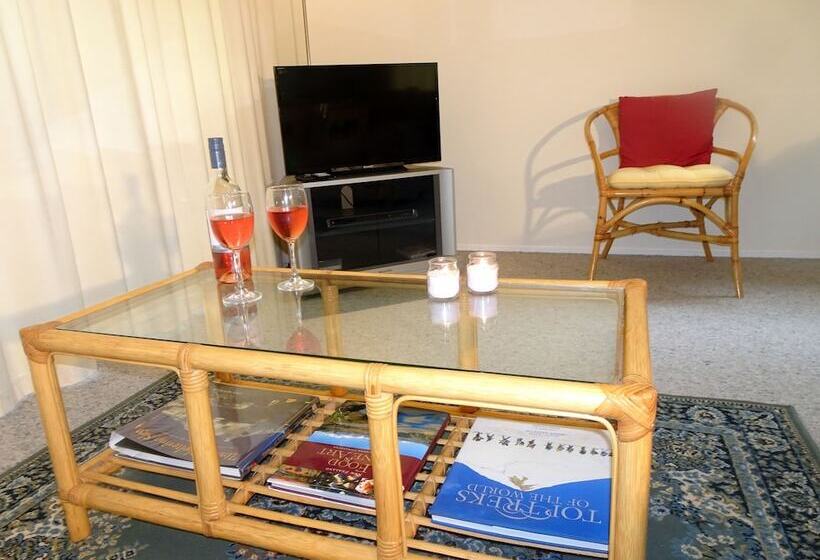 호텔 Smokebush Cottage With Wifi