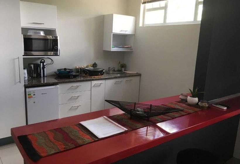 هتل Suiderhof Selfcatering