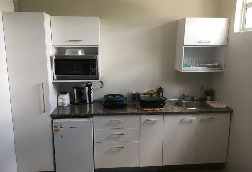 هتل Suiderhof Selfcatering