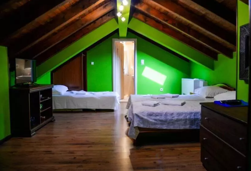 Garni Hotel Tianis